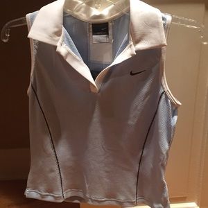 Women’s top NWT. Nike sleeveless.